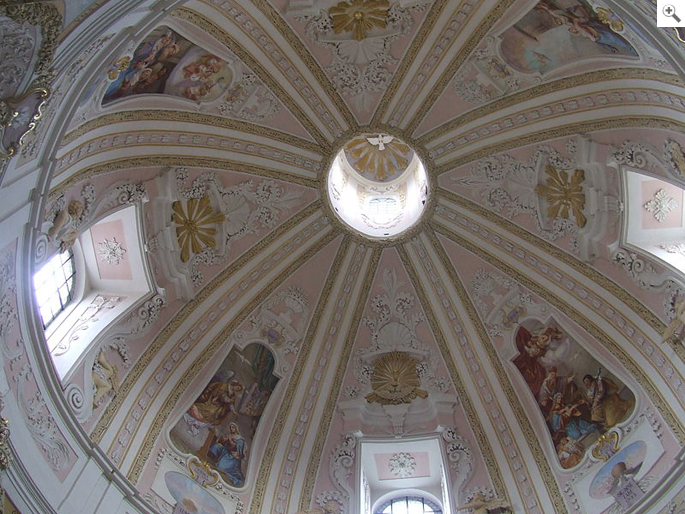 Stuckaturen in der von Viscardi erbauten Wallfahrtskirche Maria Hilf, Freystadt (D)